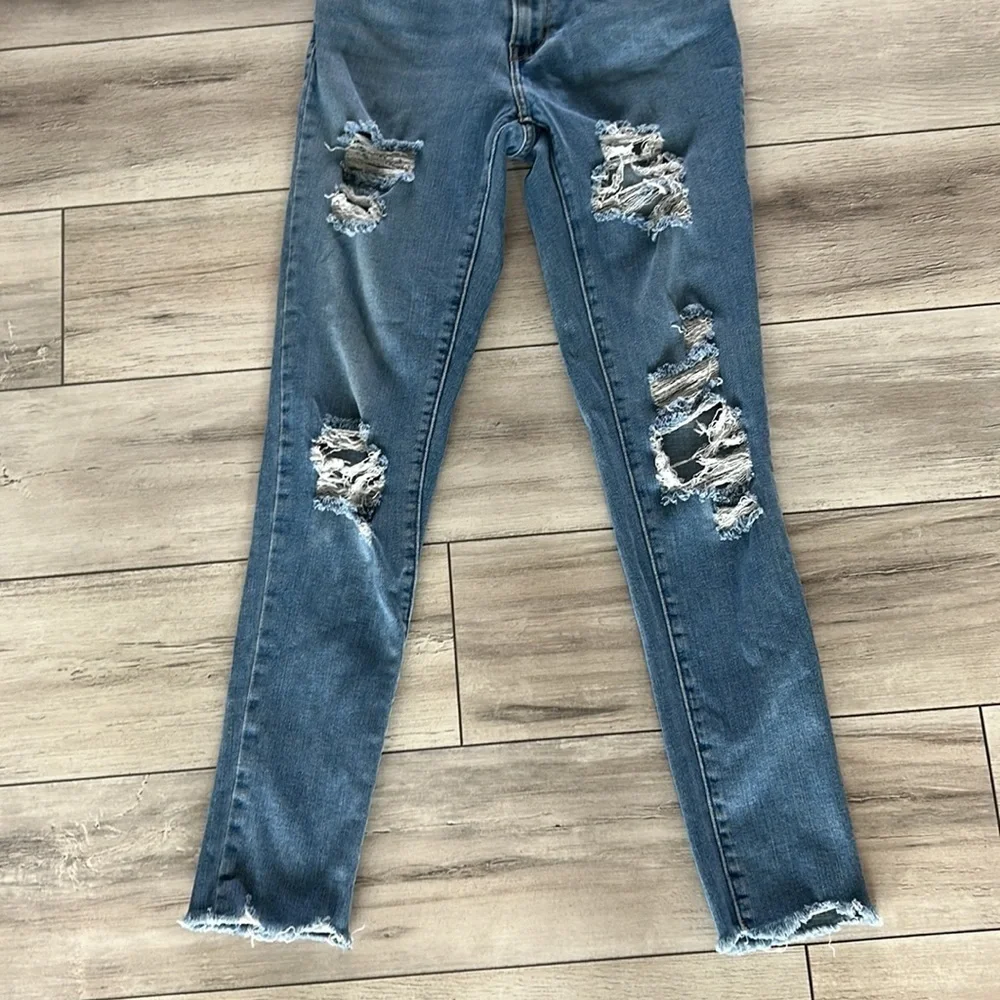 levis 721 high rise skinny jeans size 26 distressed
